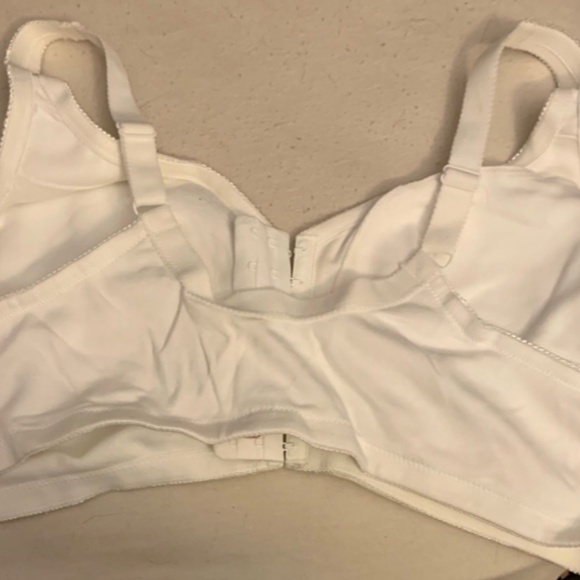 Comfort Choice 46C White Bra - Picture 3 of 7